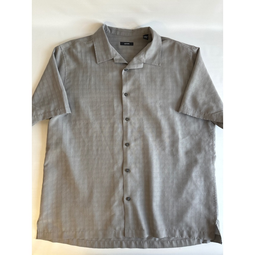 Alfani Men's XL Lot of 2 Short Sleeve Button Up Regular Fit Casual Shirts Collar - Picture 8 of 13